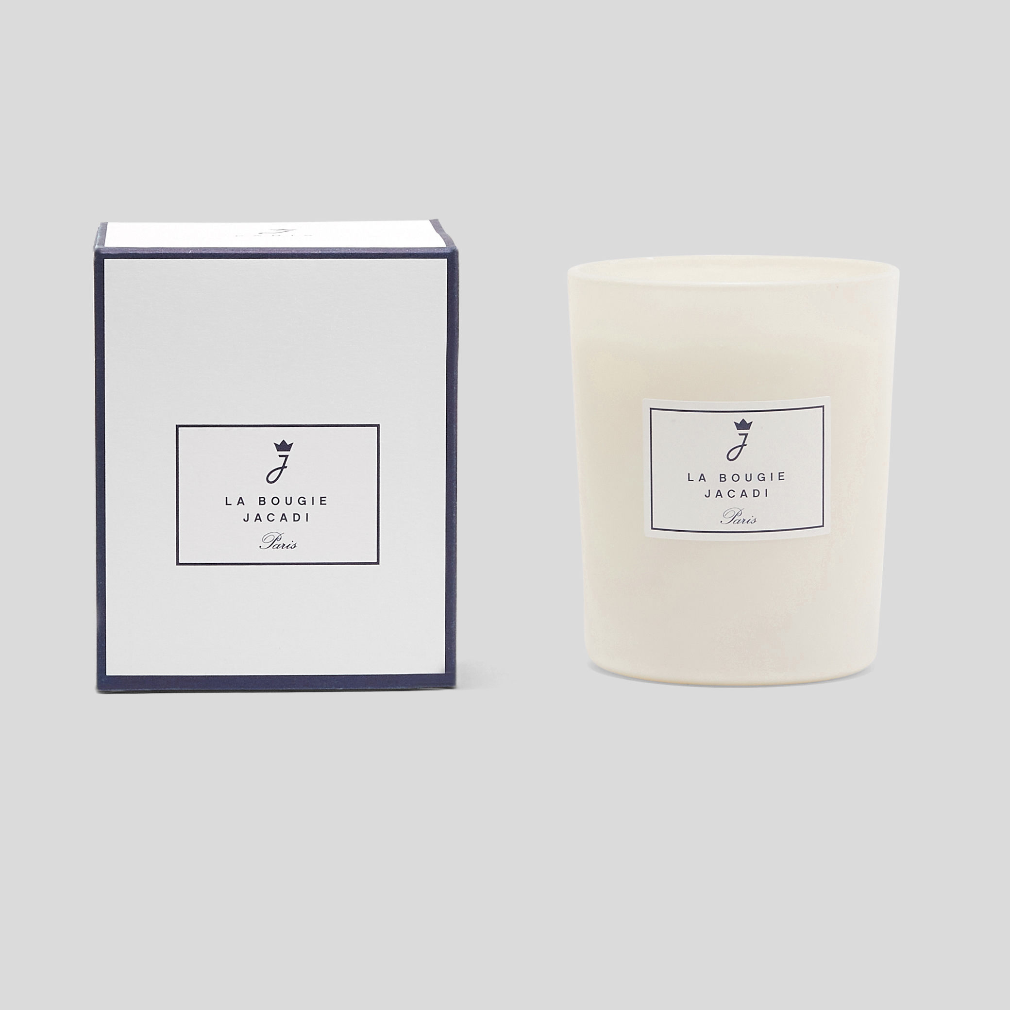 Large-sized scented candle in Jacadi Cologne fragrance.