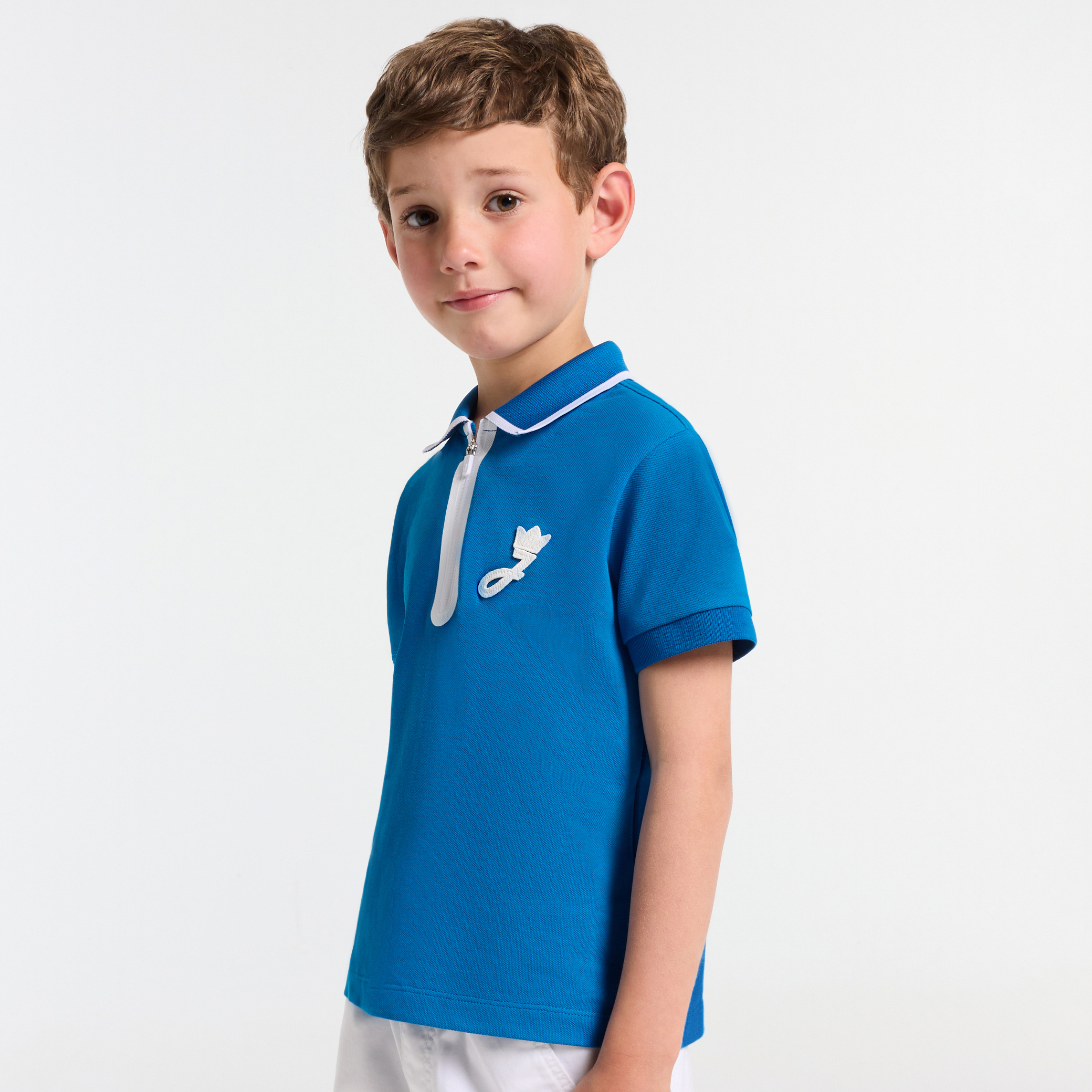 Tricou polo baieti albastru cu fermoar contrastant si logo