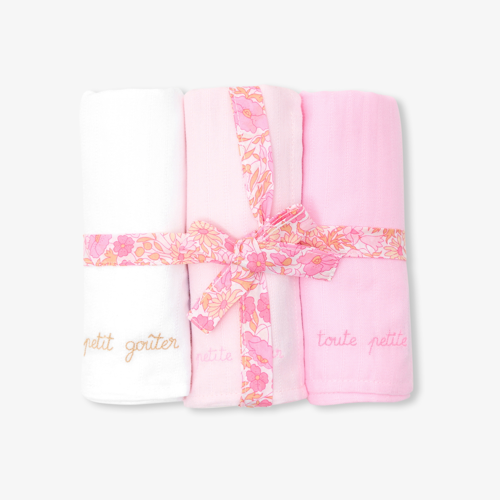 LOT DE 3 LANGES PETIT GOUTER